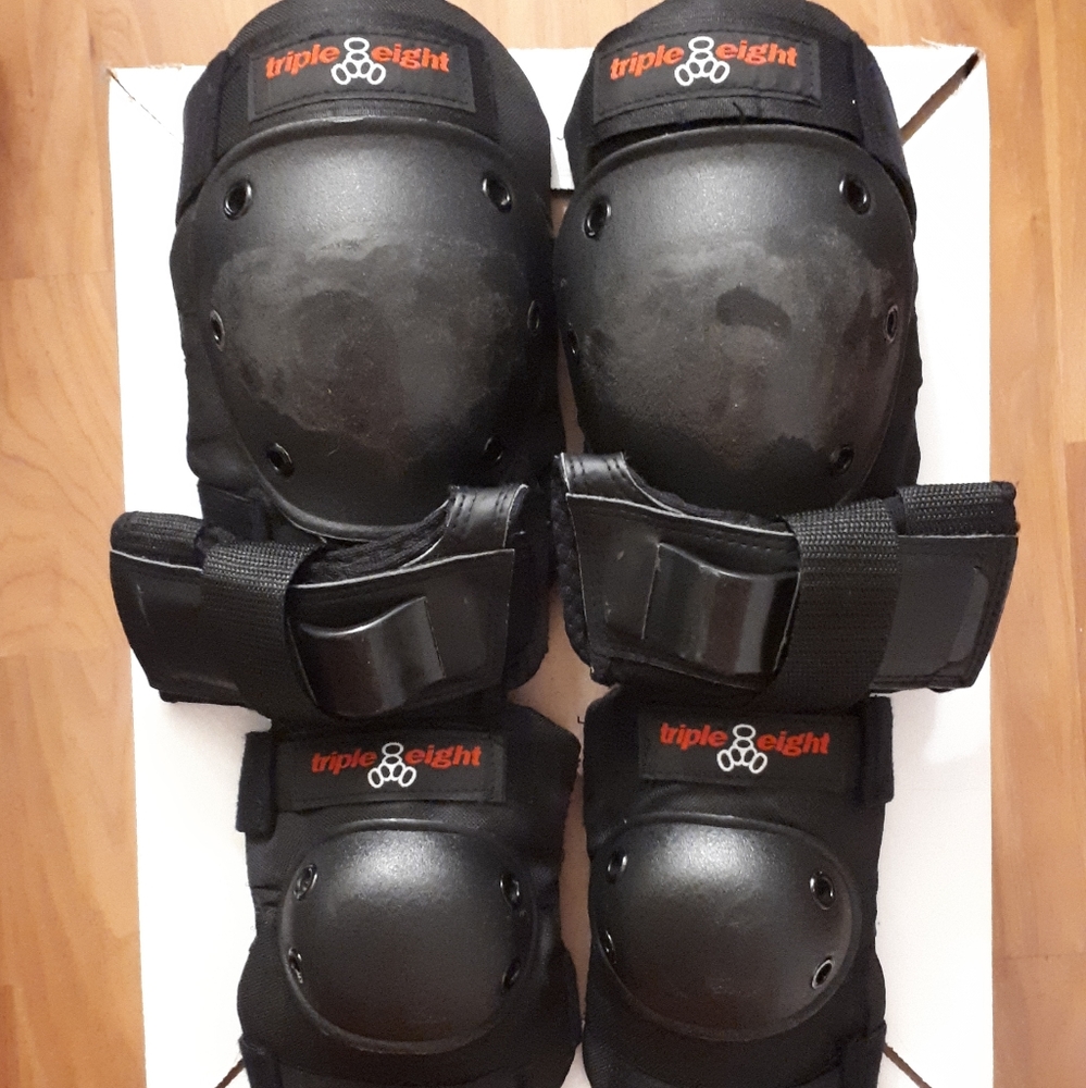 Triple 8 Knee Pad Set